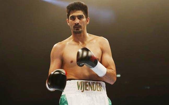 व्हिडिओ: विजेंदरचा पुन्हा एकदा नॉक आउट पंच!!
