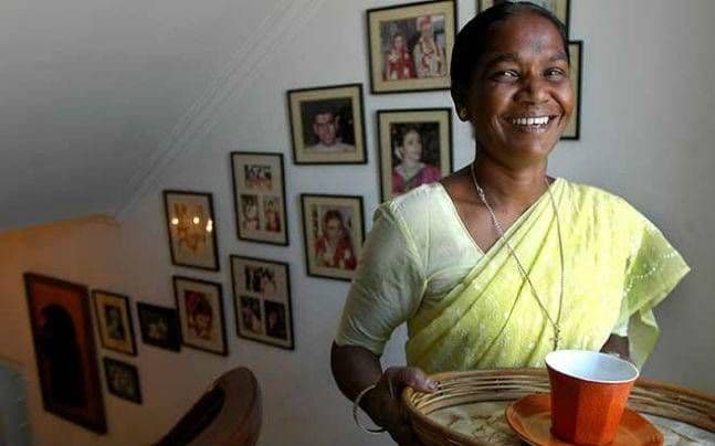 मोलकरणीला योग्य पगार द्या नाहीतर जेलची हवा खा !  काय आहे हा कायदा ?