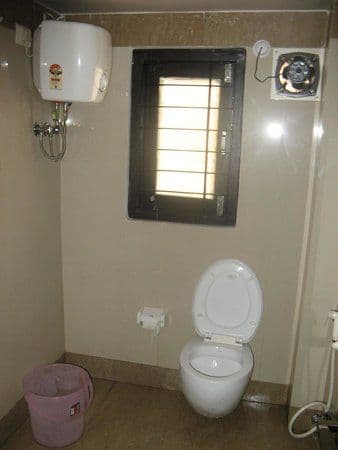 आज यानिमित्ताने आपण अशा दुर्दैवी घटना घडू नये म्हणून  गॅस गिझर वापरताना काय काळजी घ्यावी हे जाणून घेणार आहोत.