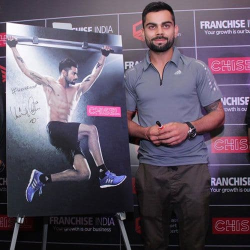 1) विराट कोहली