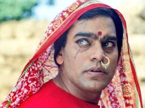 १. आशुतोष राणा 