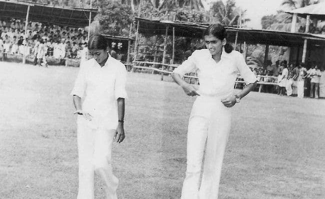  केव्हा आणि कशी झाली महिला क्रिकेटची सुरुवात?  जाणून घ्या रंजक गोष्टी..