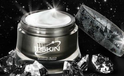 तेज:पुंज चेहेर्‍यासाठी चांदण्याचा चुरा