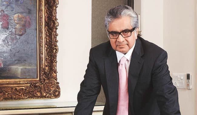 वाचा ॲड. हरीश साळवे यांनी कुलभूषण खटल्यासाठी किती फी घेतली !!!