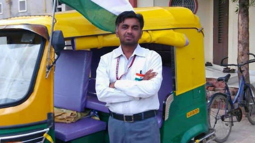 या माणसाने असं कोणतं नाव निवडलं ज्यामुळे सरकार त्याला नाव बदलू देत नाहीये ?