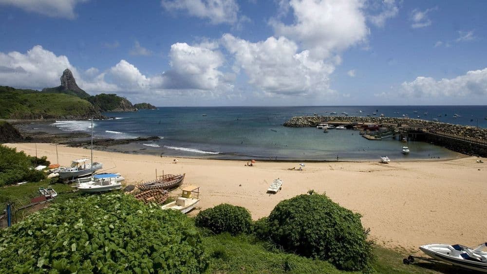 या बेटावर तब्बल १२ वर्षांनंतर जन्मलंय मूल !! वाचा इथं मुलांना जन्म देण्यावर का बंदी आहे ते !