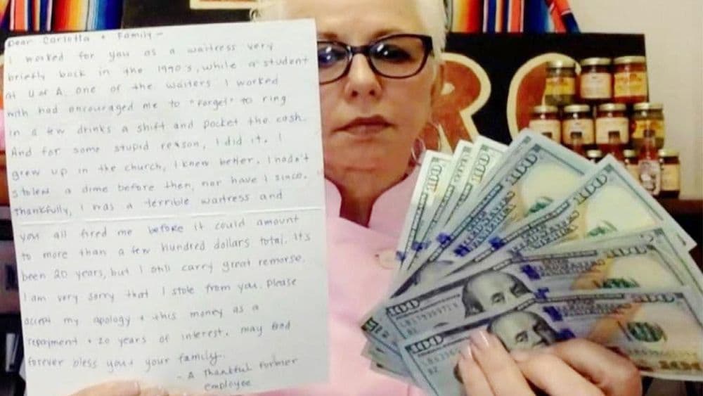 तिने २८ वर्षांपूर्वी चोरलेले पैसे चक्क व्याजासह परत का केले ? काय आहे कारण ?