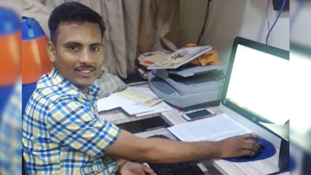 हिरा कामगार, शिपाई ते चार वेबसाईट तयार करून चालवणारा युवक!! ही प्रेरणादायी गोष्ट तुम्ही वाचलीच पाहिजे..