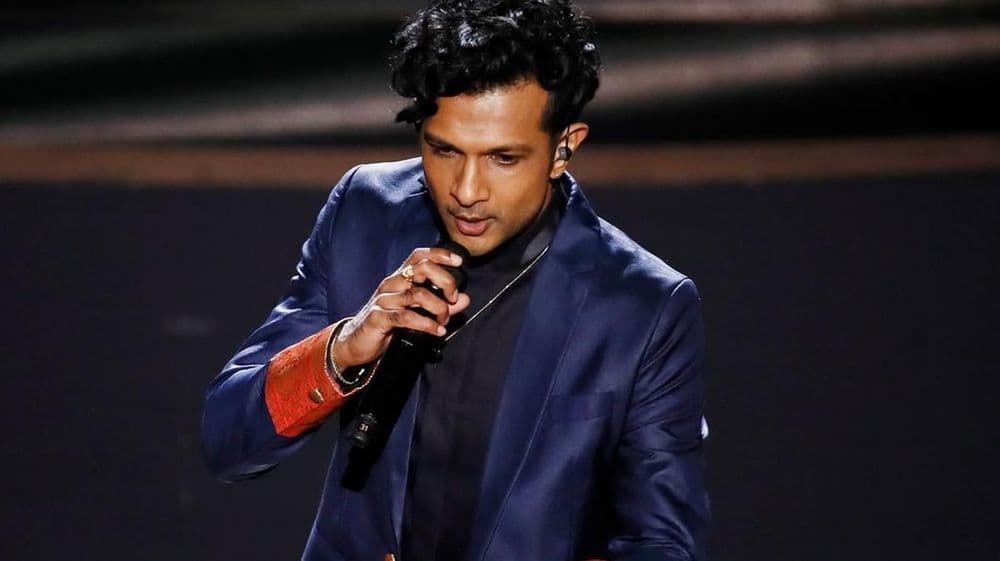 व्हिडीओ ऑफ दि डे : या मराठी पोराने ऑस्कर सोहळा गाजवला...त्याचं गाणं ऐका !!