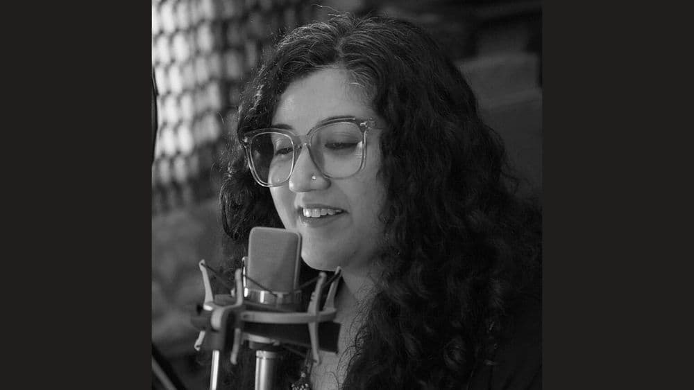 कोरोना व्हायरसच्या कॉलर ट्यून मागचा आवाज या बाईंचा आहे!! आणखी कुठे त्यांचा आवाज ऐकलाय आठवतंय का?