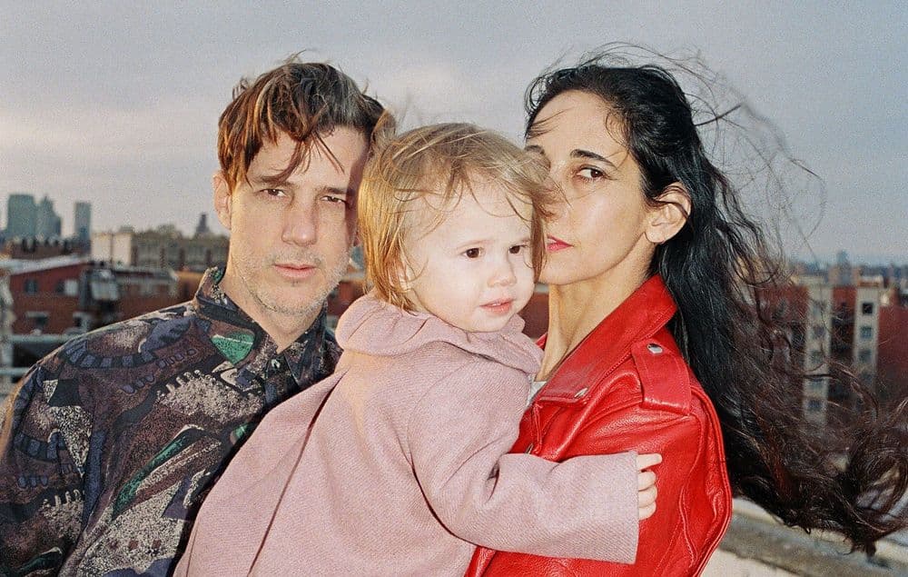 गर्भावस्थेतल्या बाळाचा अल्बम!! जाणून घ्या कुणी, कसा आणि कुठे हा प्रयोग केला आहे..