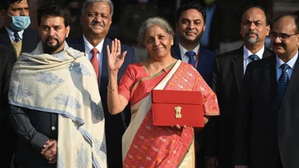  हसत खेळत समजून घ्या -केंद्रीय अर्थसंकल्पाने आपल्याला काय दिले ? आपल्याकडून काय घेतले ? 