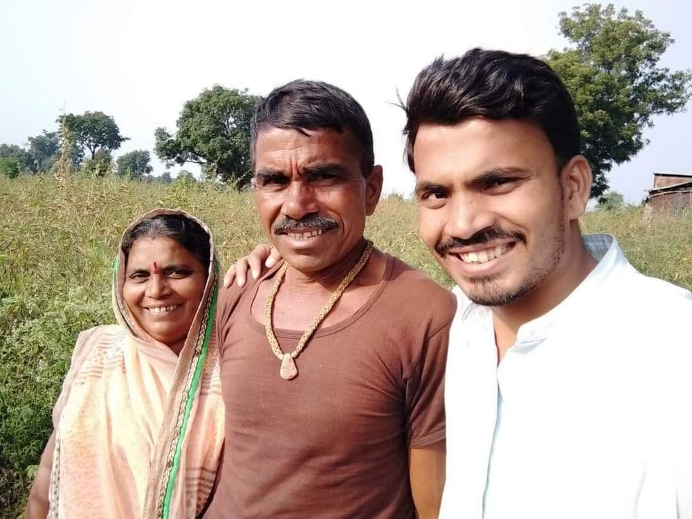 राजू केंद्रे- खेडेगावात शिकून थेट फोर्ब्सच्या यादीत अव्वल स्थान मिळवणारा विदर्भातला तरुण!! यांचे कार्य तर जाणून घ्या!!