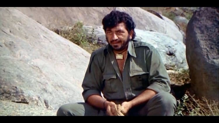 अमजद ते गब्बर : अमजदखानचा त्याच्या पहिल्या  भूमिकेत शिरतानाचा झालेला संघर्षमय प्रवास..