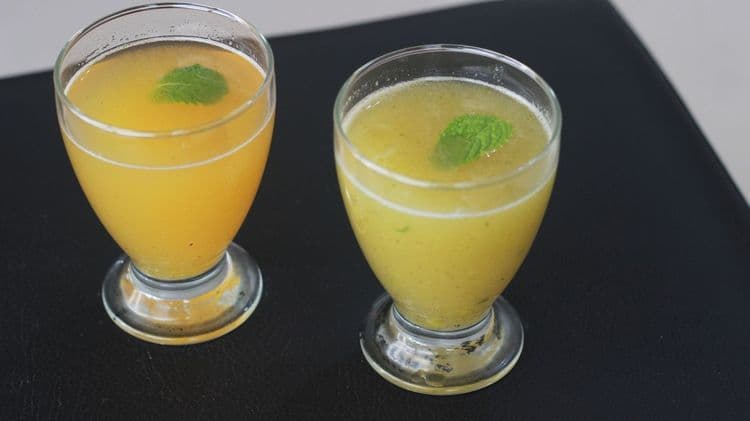 ९. कैरीचे पन्हे वेलदोडा घालून प्यावे.