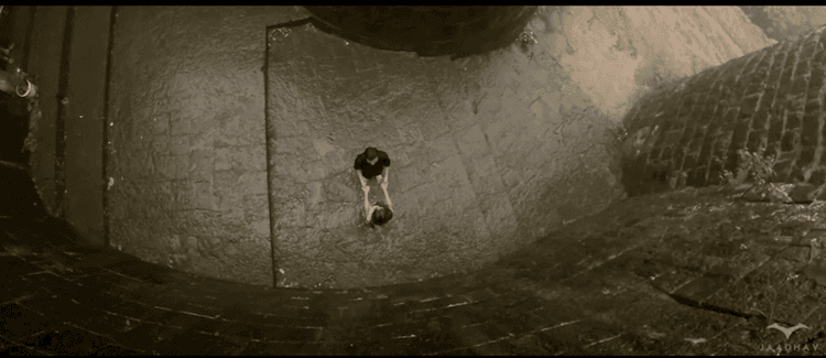 बेळगावात दाखवला जातोय हा व्हिडिओ सैराटच्या प्रत्येक शॊ आधी. 