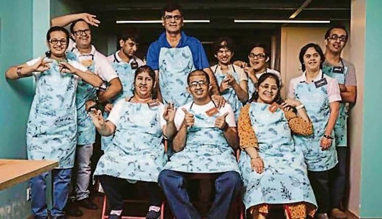 मुंबईतल्या या खास बारा शिलेदारांनी केलीय नैसर्गिक कमतरतेवर सॉल्लीड मात!! पाहा ते काय करत आहेत..