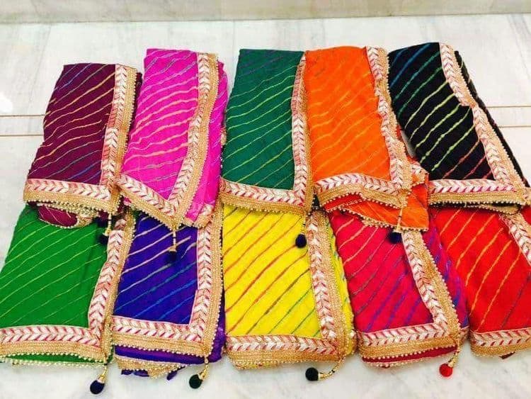 ७. दुपट्टे ,स्कार्फ, ब्लाऊज पीस आणि खण!!