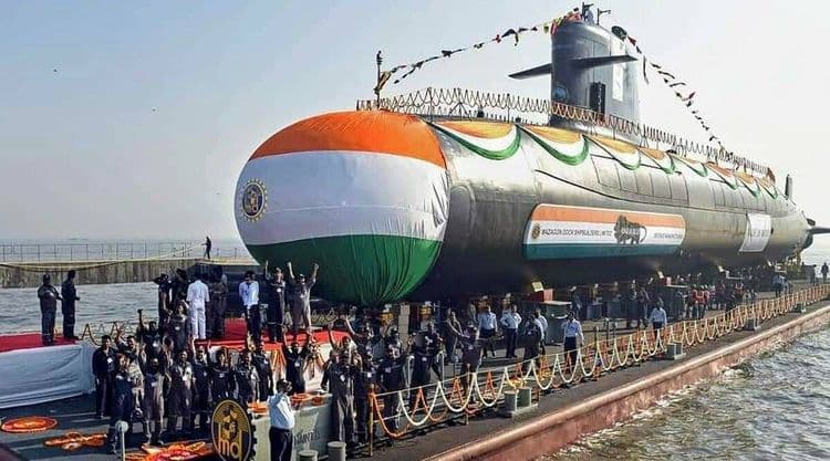 भारताचं नौदल मजबूत करणारी 'सायलेंट किलर' पाणबुडी....'INS करंज'बद्दल या महत्त्वाच्या गोष्टी जाणून घ्या !!