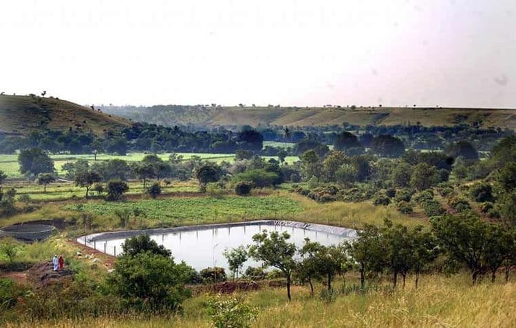 १. राळेगणसिद्धी , महाराष्ट्र