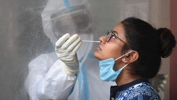 RT-PCR चाचणीत येणारी CT Value तुमच्या आरोग्याबद्दल काय सांगते?