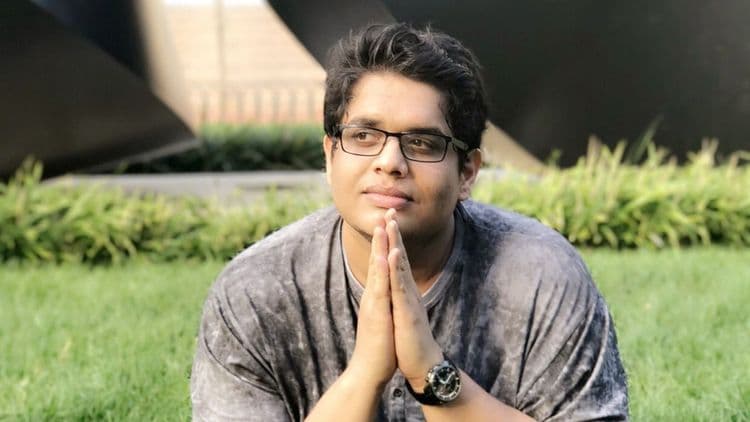 सोशल मिडियावरचे करोडपती :नैराश्य,कॉमेडी,AIB ते क्रिप्टोकरन्सी गुंतवणूकदार..तन्मय भटबद्दल या गोष्टी माहित आहेत का?