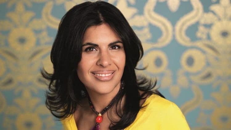 ५. अंजुम आनंद 