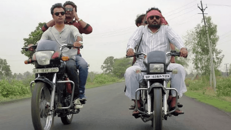 एक मुंबईत आलेला मुलगा ज्याला चेहरा बघून कोणी काम देत नव्हते तो आज स्वतः लोकांना बॉलिवूडमध्ये काम देत आहे.