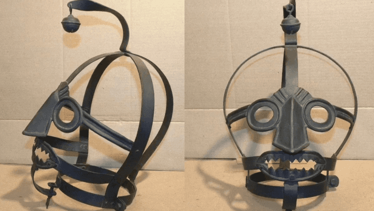 ३. स्कोल्ड्स ब्रिडल