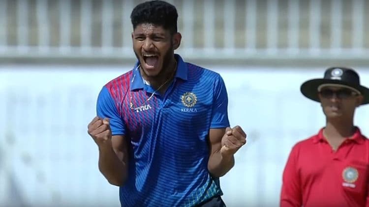 बासिल थंपी (भारत) 