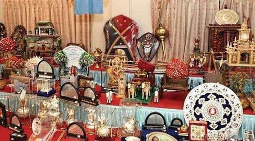 तोशखाना म्हणजे काय ? काय आहे आपल्या देशाच्या तोशखान्यात ??