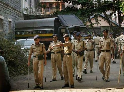 भारतीय पोलिसांची खाकी वर्दी जाऊन नवा युनिफॉर्म येतोय?