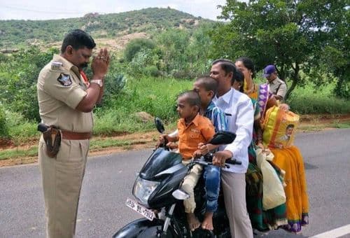 जाणून घ्या या व्हायरल फोटोमागचं सत्य..