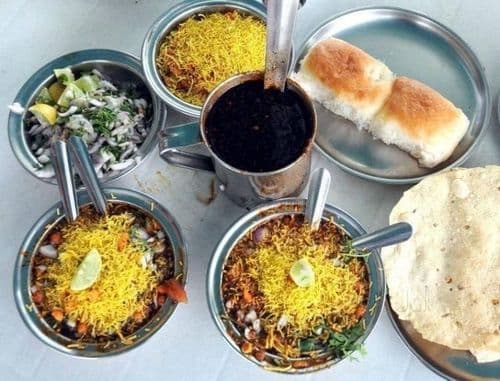 १. साई छाया मिसळ हाउस