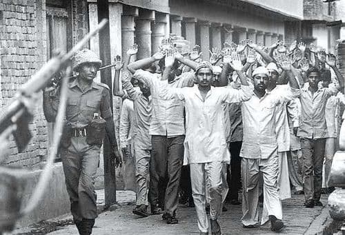 हाशिमपुरा हत्याकांड : कशाप्रकारे एका धाडसी पत्रकारामुळे ४२ जणांच्या खुनाचा छडा लागला ?