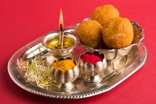 ८. पूजा थाळी