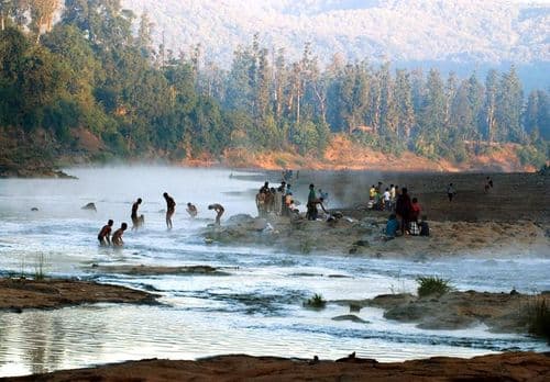 महाराष्ट्रातील या 7 सुंदर ठिकाणी पावसाळ्यात एकदातरी भेट द्या...