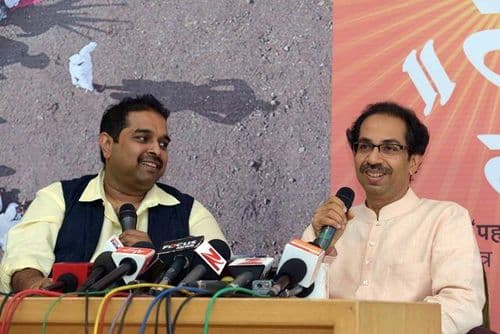वारीचे अभंग 5:  उद्धव ठाकरे यांच्या एरियल फोटोग्राफी आणि शंकर महादेवन यांचा आवाजाने सजलेला पाहावा विठठल