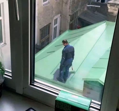 १५. आता रंग सुकेपर्यंत तसाच उभा राहा.