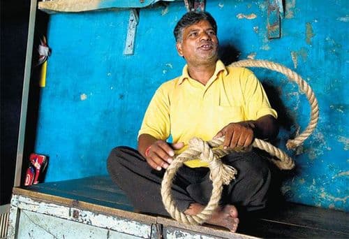  गुन्हेगारांना फाशी देणारा जल्लाद पवन कुमार- जाणून घ्या त्यांचा पिढीजात व्यवसाय आणि यासाठीचा मोबदला!
