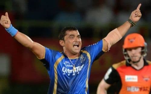 ४. प्रवीण तांबे 