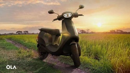 ओलाची नवी स्कुटर बाजारात आली आहे...या स्कुटरची वैशिष्ट्ये जाणून घ्या!!