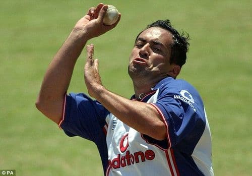 ऍडम हॉलीओक