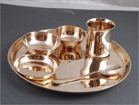 या फायद्यांसाठी आजच काशाची भांडी वापरायला लागा..