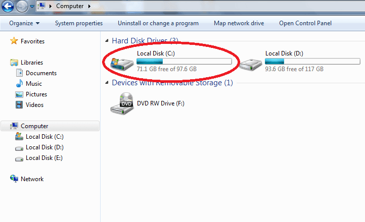 विंडोज ऑपरेटींग सिस्टमचा डिफॉल्ट ड्राईव्ह C का असतो ? A किंवा B का नाही?