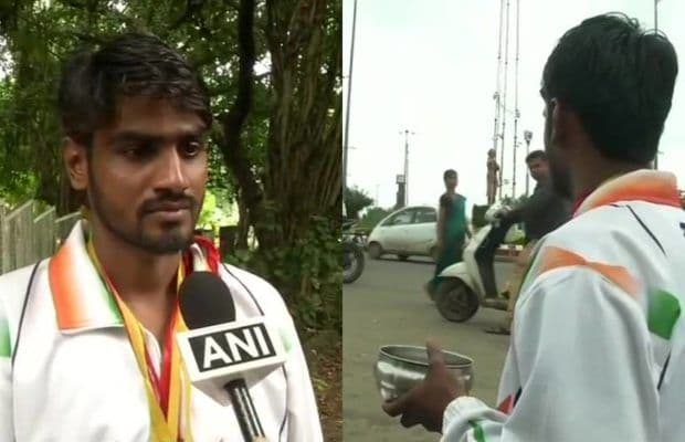 गळ्यात मेडल्स आणि जर्सी घालून भिक मागणारा या खेळाडूबद्दल आहे तरी कोण ?? 