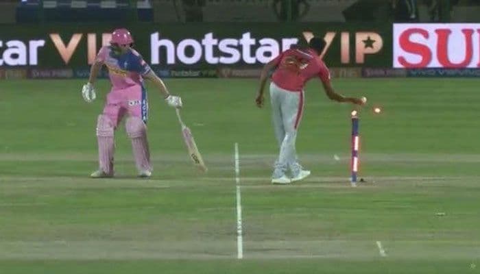 हे 'मंकडिंग' म्हणजे काय भाऊ ? क्रिकेट मध्ये 'मंकडिंग' वादग्रस्त का आहे ??