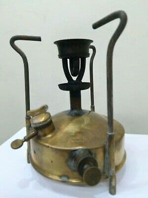 २. स्टोव्ह