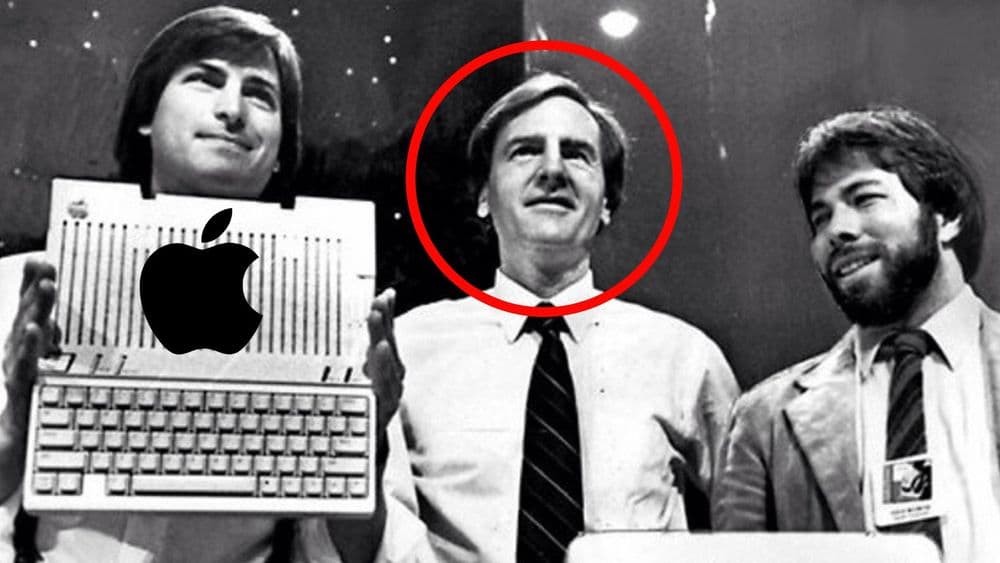 अ‍ॅपलची भागीदारी ८०० डॉलरमध्ये विकून ७०० कोटी डॉलर्स गमावणारा रोनाल्ड वेन !!