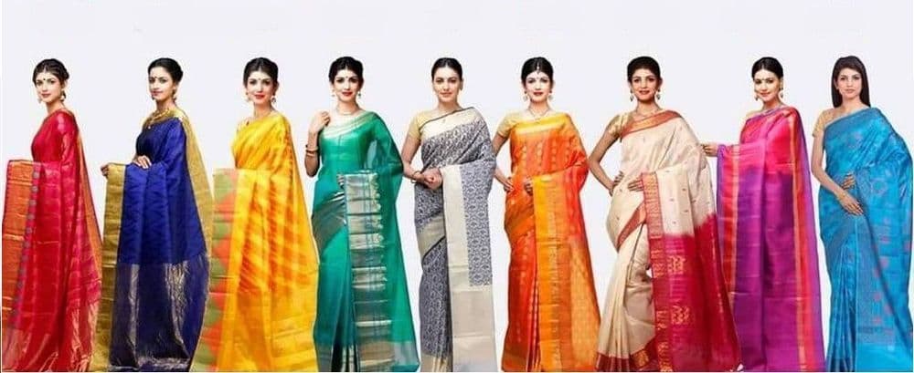 नवरात्रीतले नऊ रंग धार्मिक नाहीत, हा तर होता मार्केटिंग फंडा!!